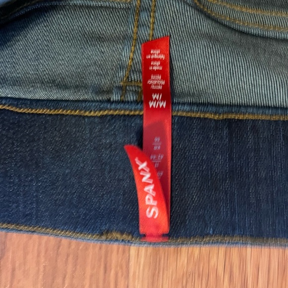 SPANX pull on shaping jeans - EUC - medium - Picture 3 of 5